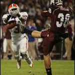 Gators tame Bulldogs despite Tebow’s miscues