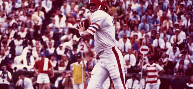 Former Gators All-American QB John Reaves dies at 67