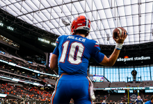 Florida extends 33-year NCAA record scoring streak in embarrassing Las Vegas Bowl loss to Oregon State
